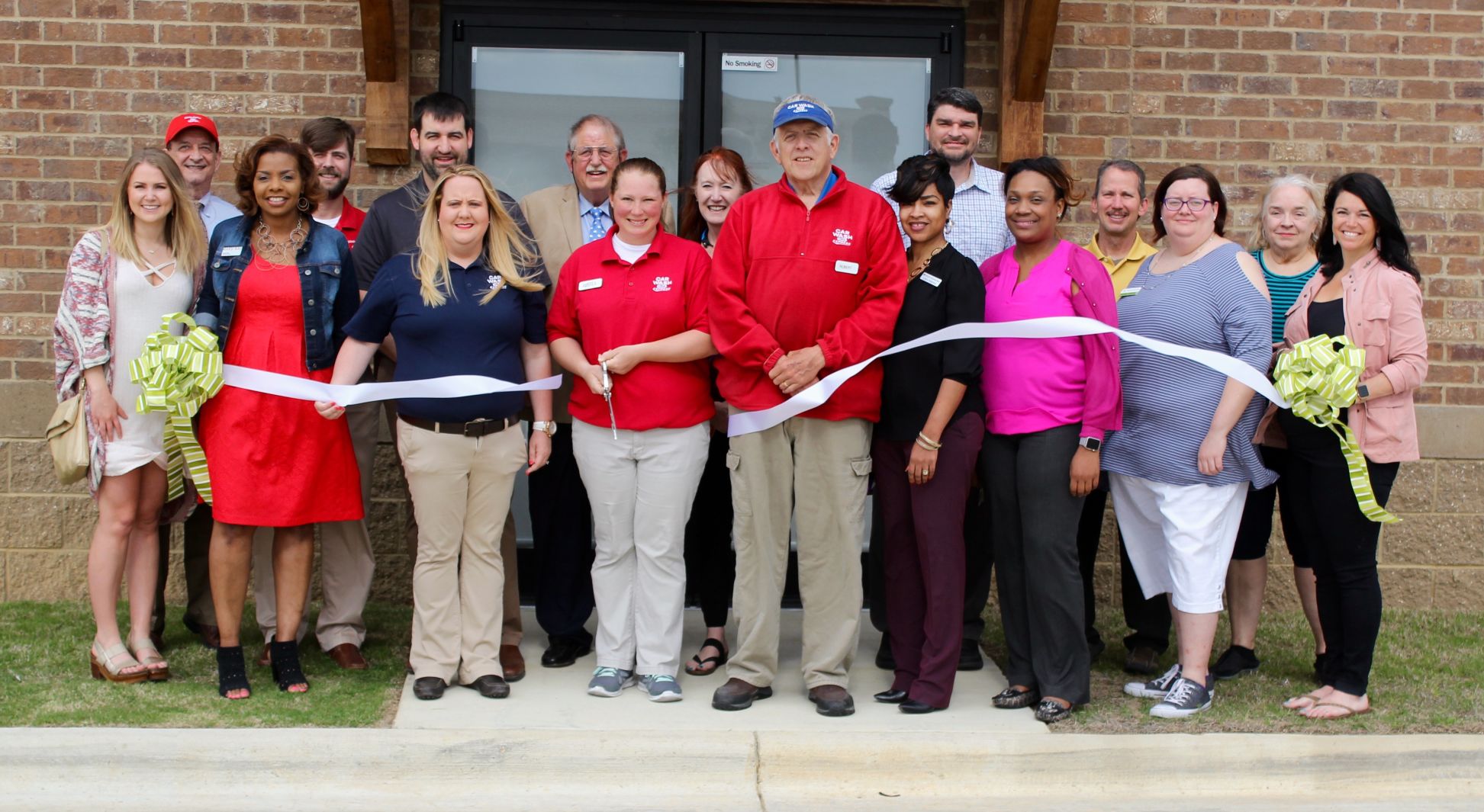 Car Wash USA ribbon cutting